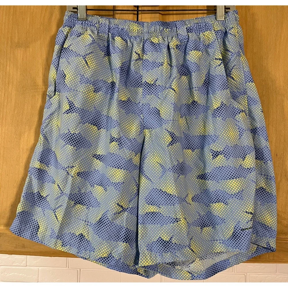 Columbia PFG Shorts Mens M Blue‎ Yellow Excellent Fishing Performance Camo 8in